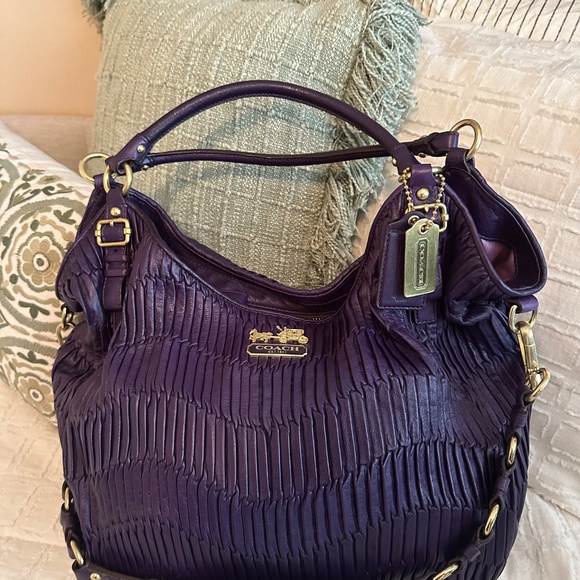 Coach Madison Gathered Leather Large Shoulder Bah Purple 15931 MSRP $1200 - Picture 8 of 8